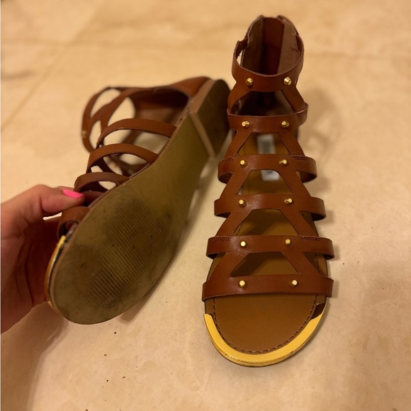 Steve Madden “Serenite” Gladiator Sandals - Picture 3 of 4